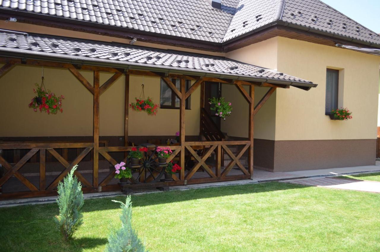 Villa Casa Pricas à Moieciu de Jos Extérieur photo