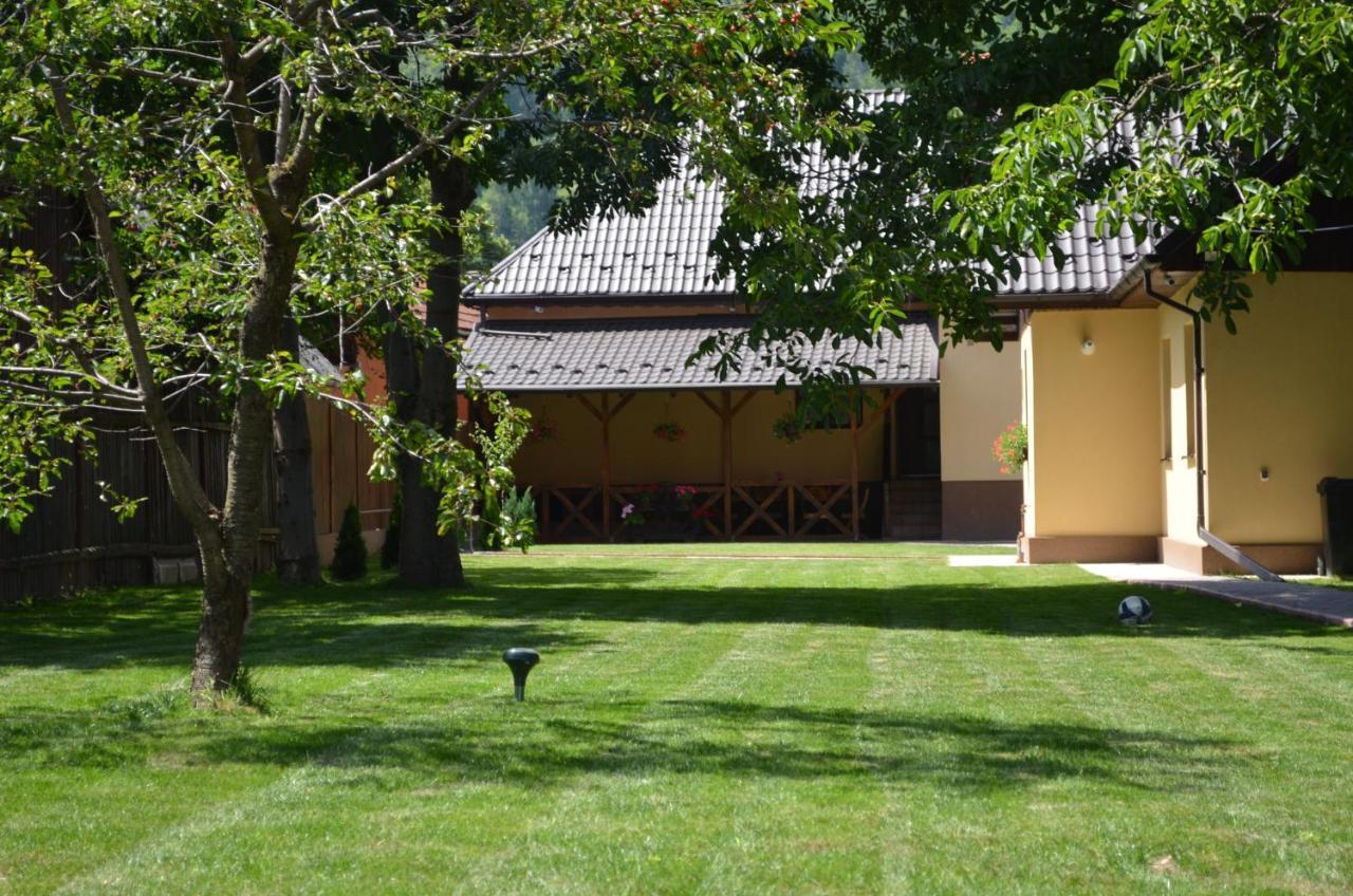 Villa Casa Pricas à Moieciu de Jos Extérieur photo
