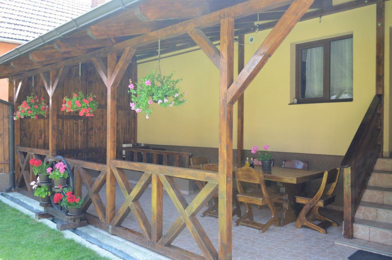 Villa Casa Pricas à Moieciu de Jos Extérieur photo