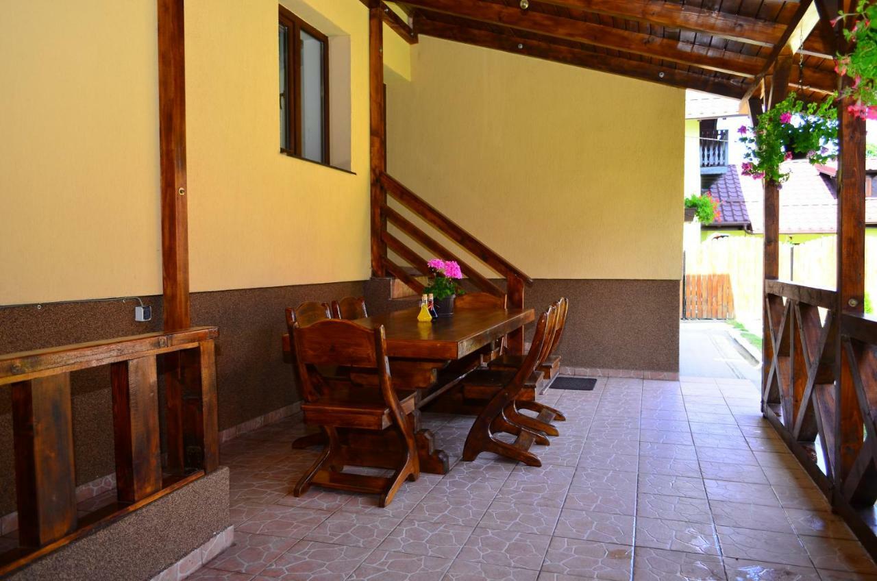 Villa Casa Pricas à Moieciu de Jos Extérieur photo