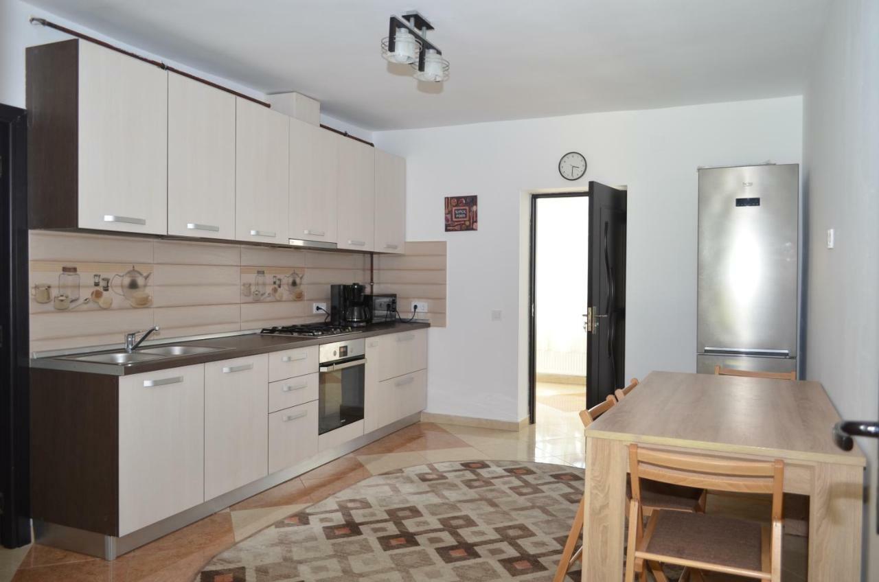 Villa Casa Pricas à Moieciu de Jos Extérieur photo